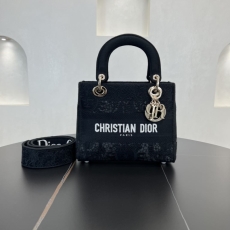 Dior Shopping Bags